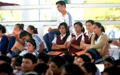 Autoridades ofrecen pláticas de cutting en escuelas de Chetumal – México
